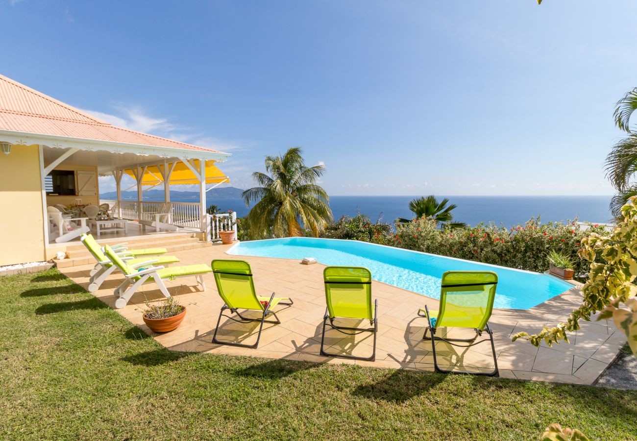 villa with pool and panoramic sea view