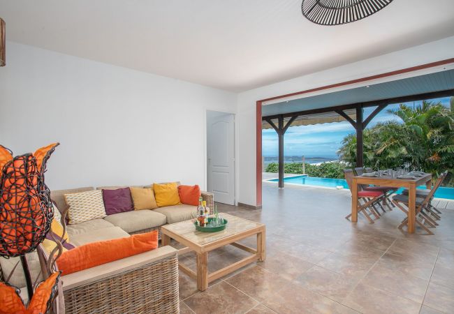 3-bedroom vacation home with pool overlooking the sea.