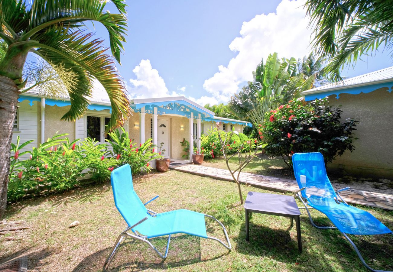 Villa in Saint-François - Les Arbres Voyageurs