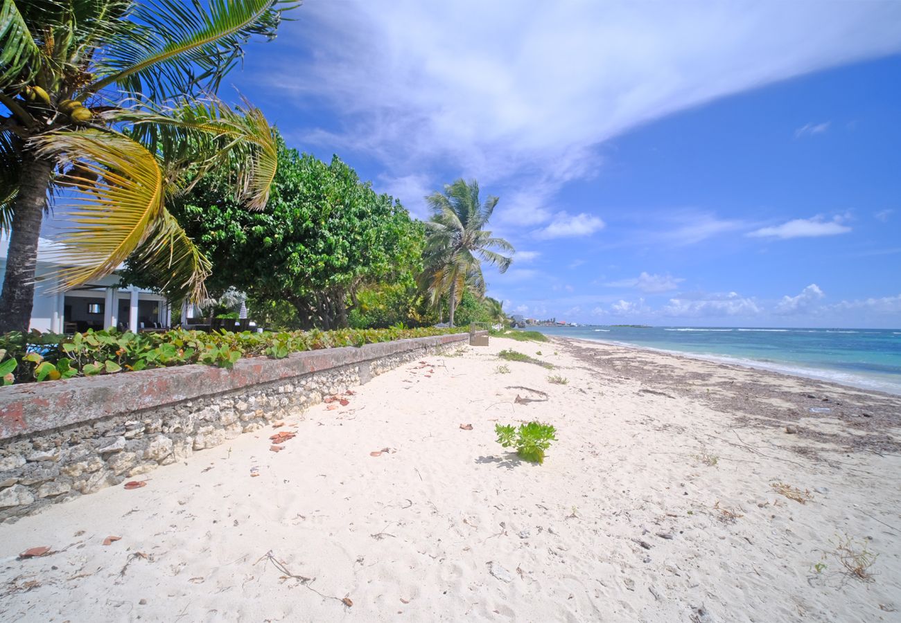 Villa in Saint-François - À La Playa