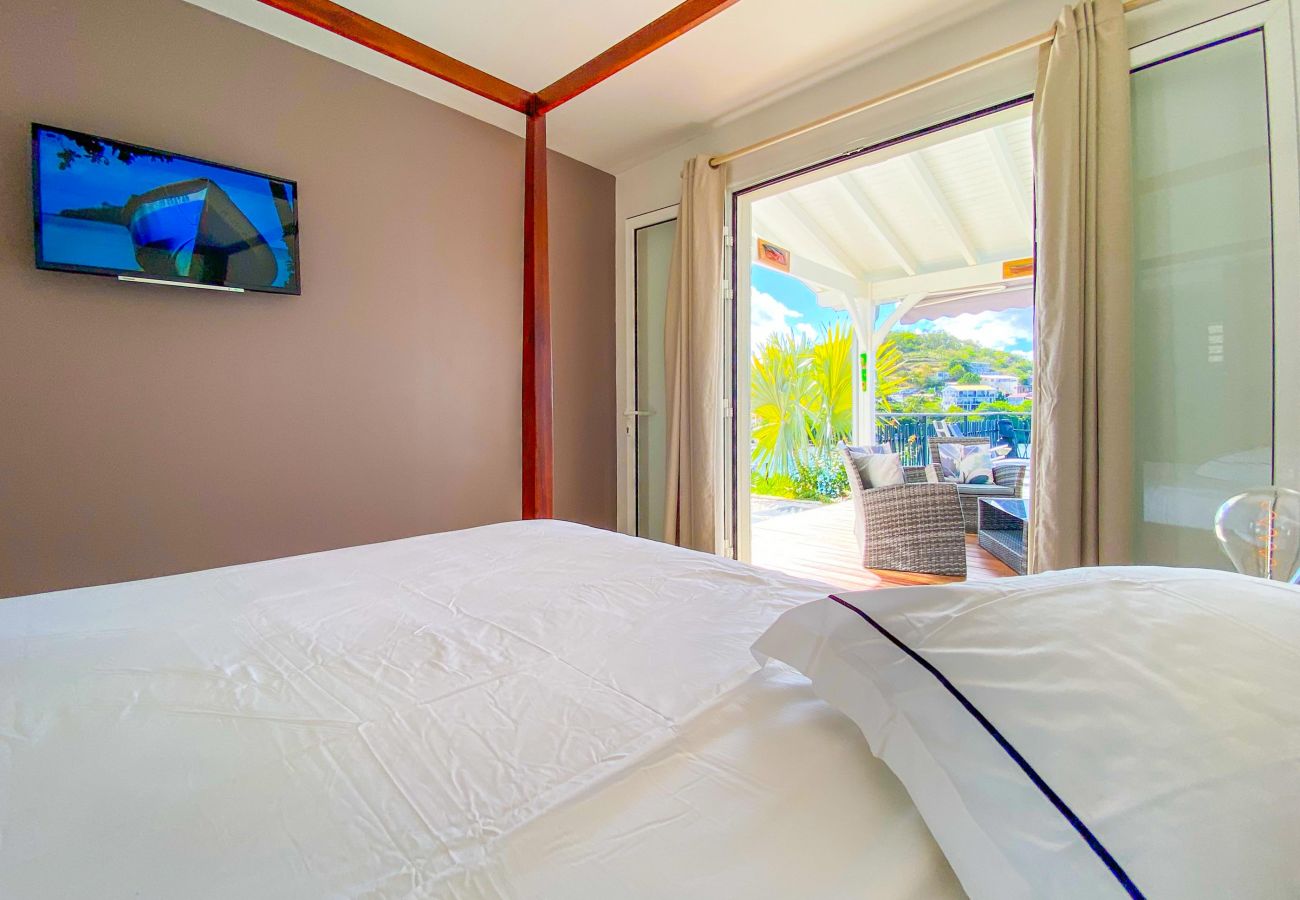 Room, Villa Corail, Le Robert, Martinique
