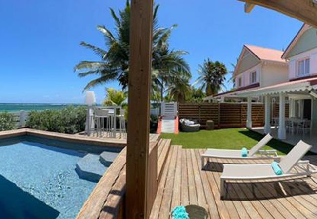 Villa for rent with beach access, Guadeloupe
