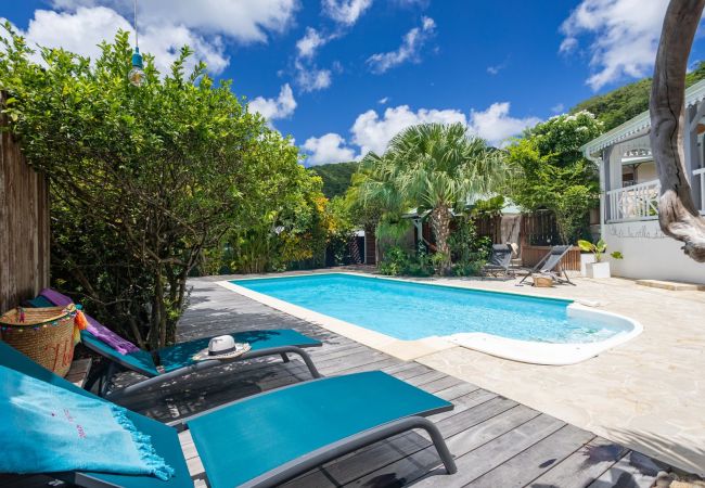 Villa rental in Martinique with swimming pool.