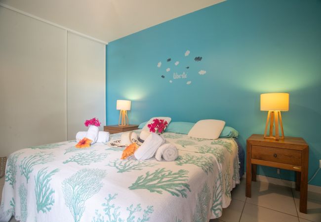 2 air-conditioned rooms at Le Diamant in Martinique