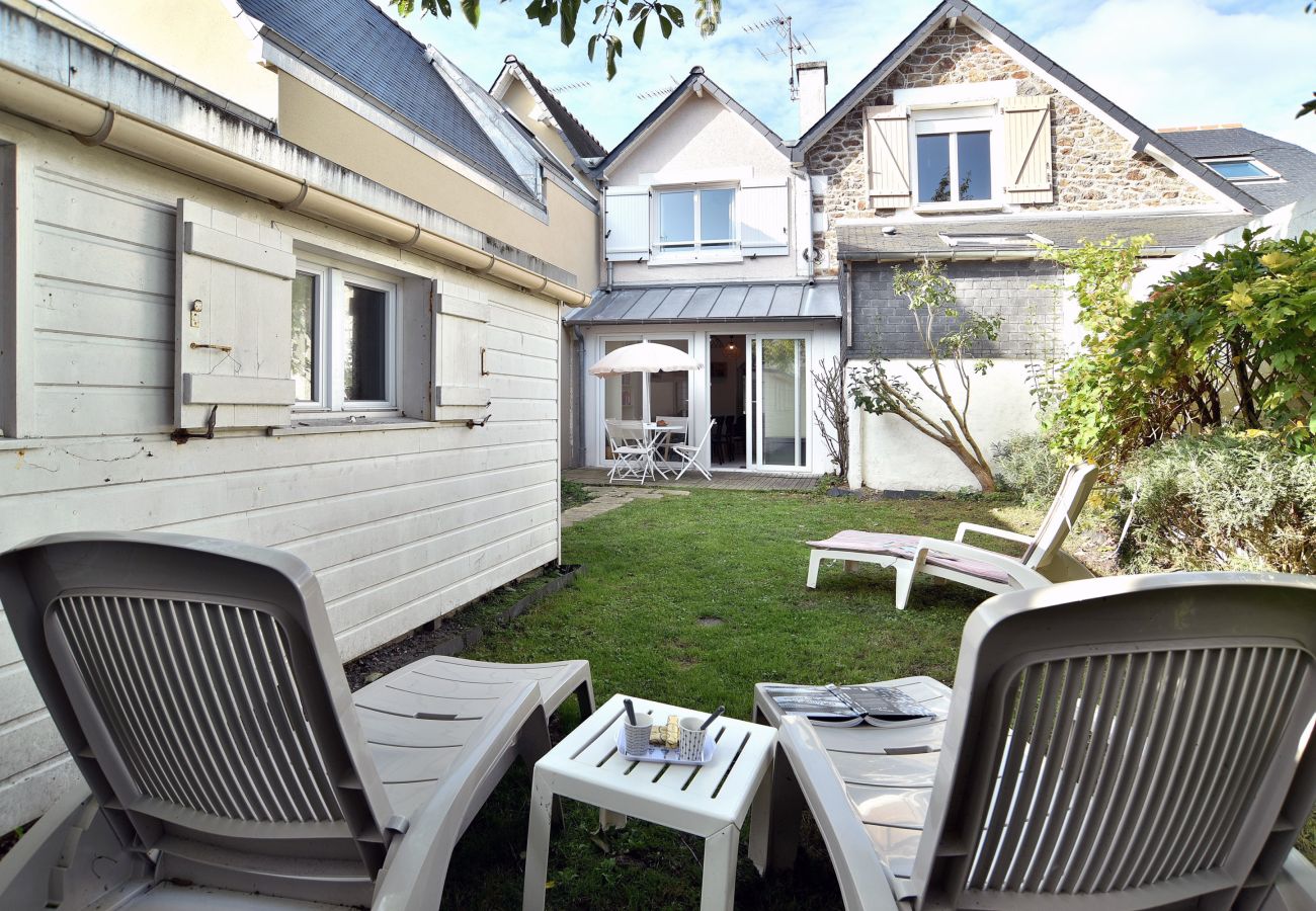 House in Saint-Malo - La Petite Maison