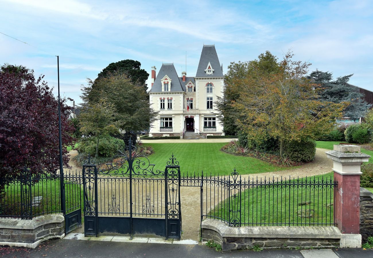 Apartment in Cancale - La plage du Verger