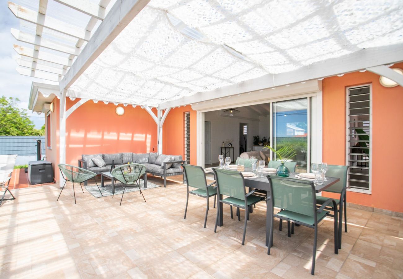 Villa in Sainte-Luce - Bois Grillé