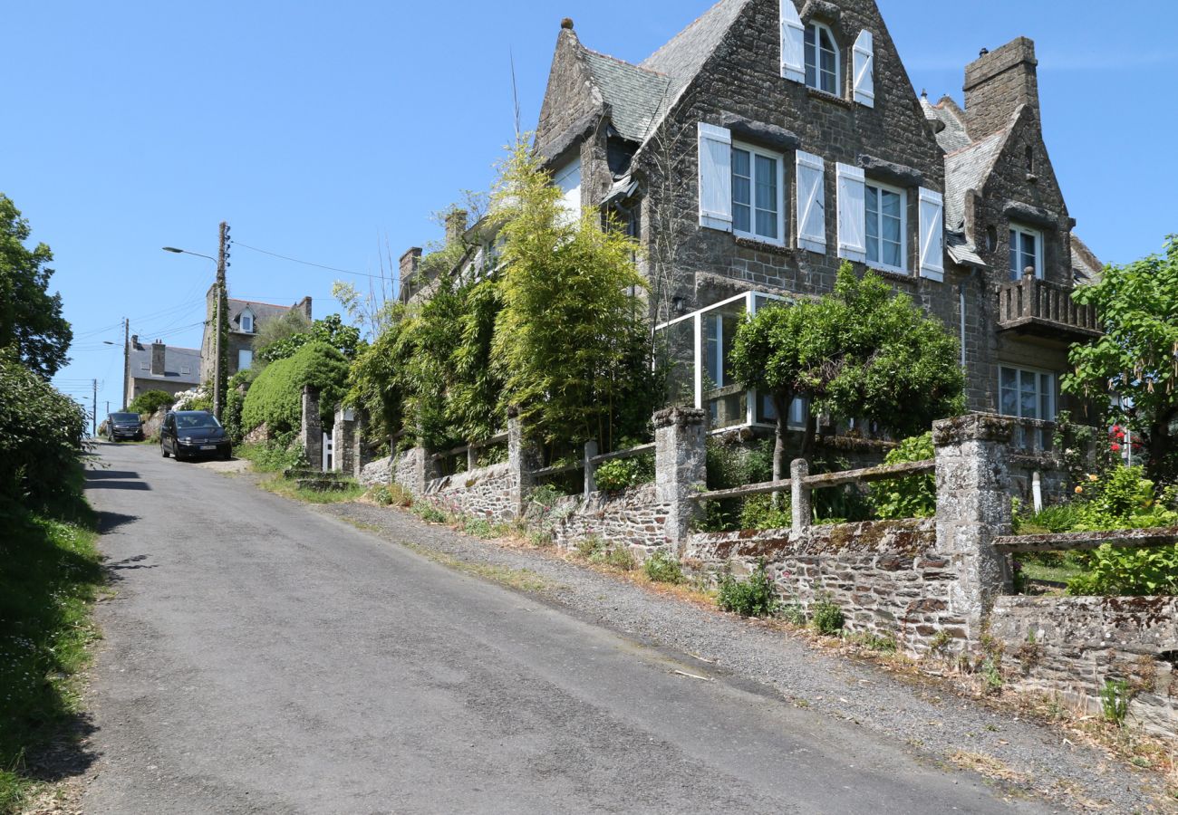 House in Cancale - Les Tolets