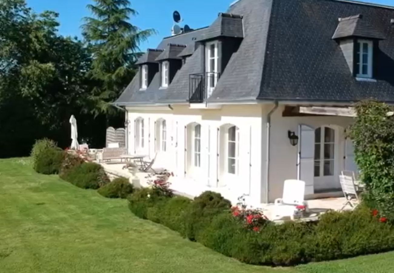 Villa in Epiniac - L'Oisette