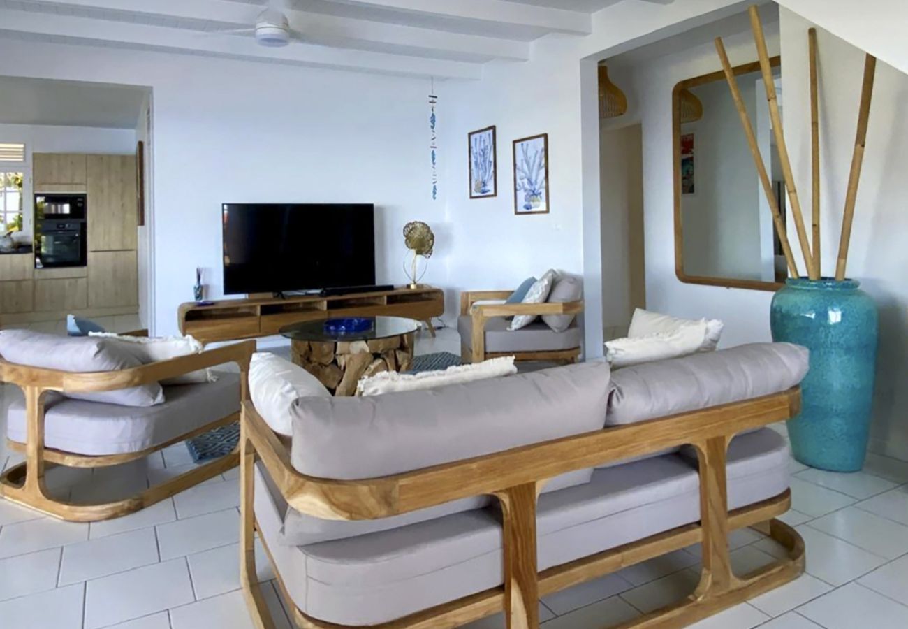 Villa in Bouillante - Island View