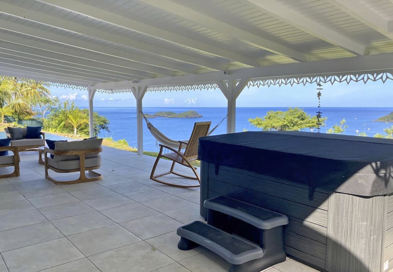 Villa in Bouillante - Island View