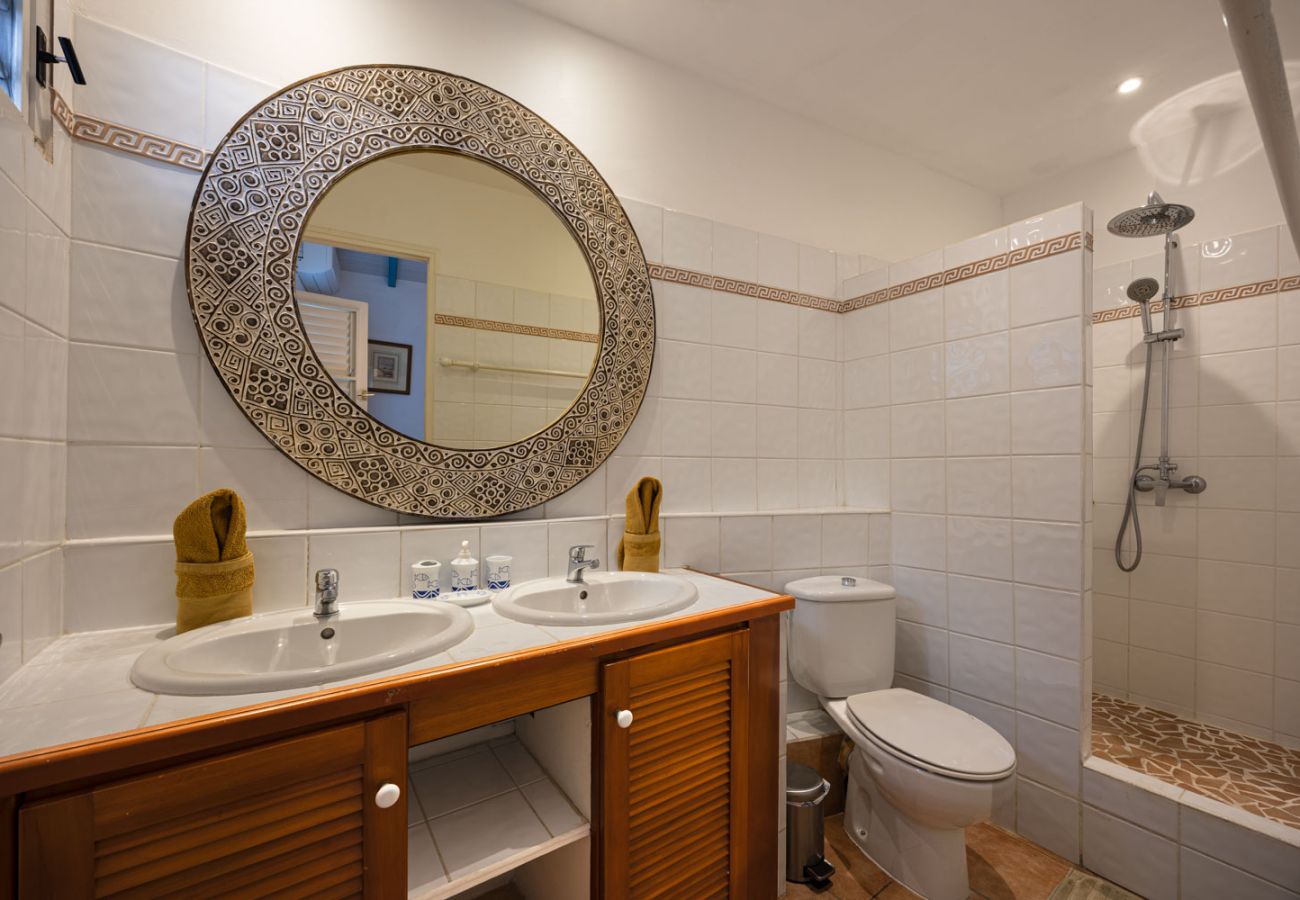 Villa in Les Anses-d´Arlet - Bela Vista 12