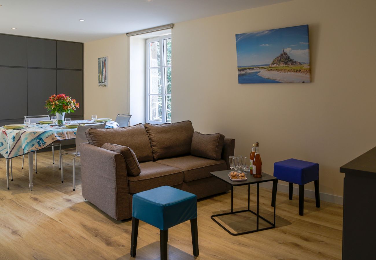 Apartment in Saint-Méloir-des-Ondes - Le Mélorien