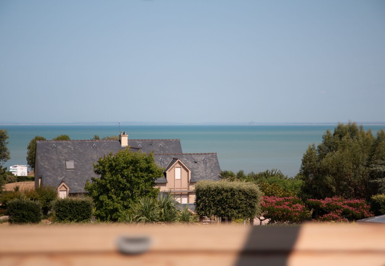 Terraced House in Cancale - Maenroch