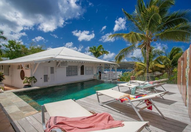 Vue piscine et mer Villa Bela Vista Martinique Anses-d'Arlet