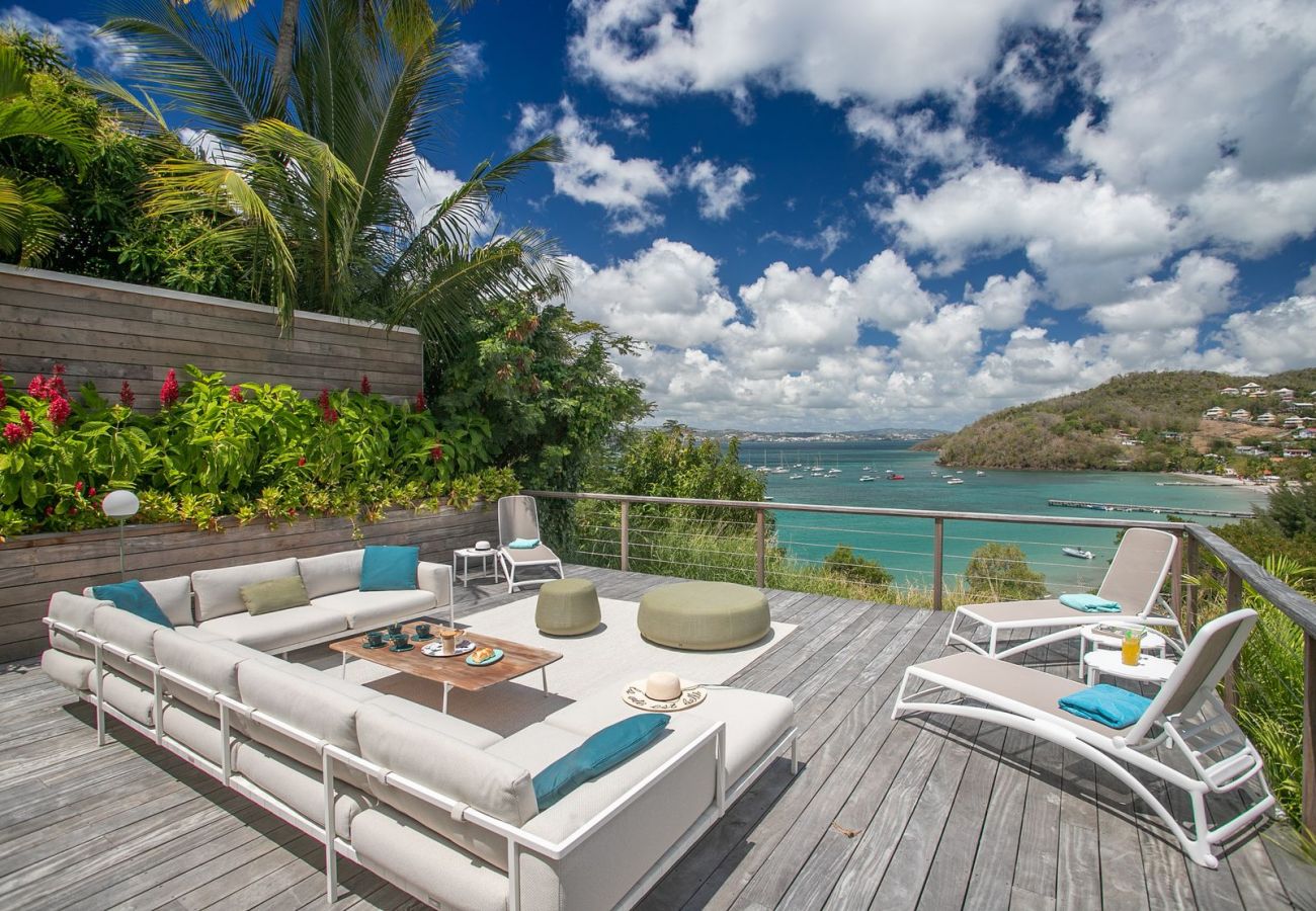 Maison de vacances de luxe avec piscine et vue mer à louer en Martinique
