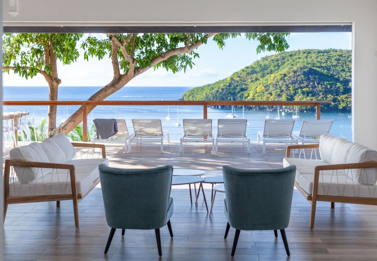 Villa de luxe à louer en Martinique avec piscine et vue mer