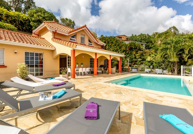 Villa 6 personnes avec vue mer en Martinique