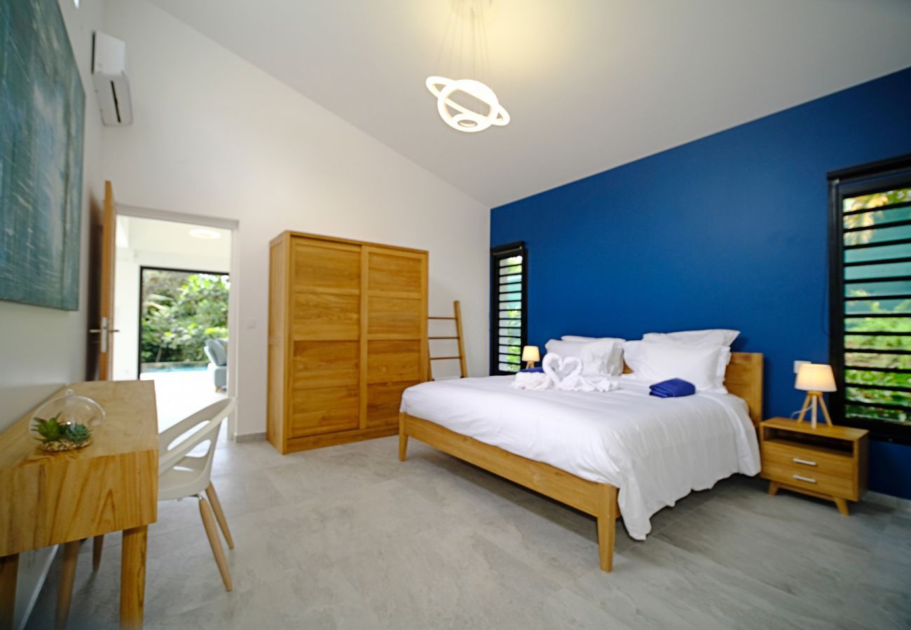 Chambre, Villa So Lounge, Petit-Bourg, Guadeloupe, Archipel Evasion