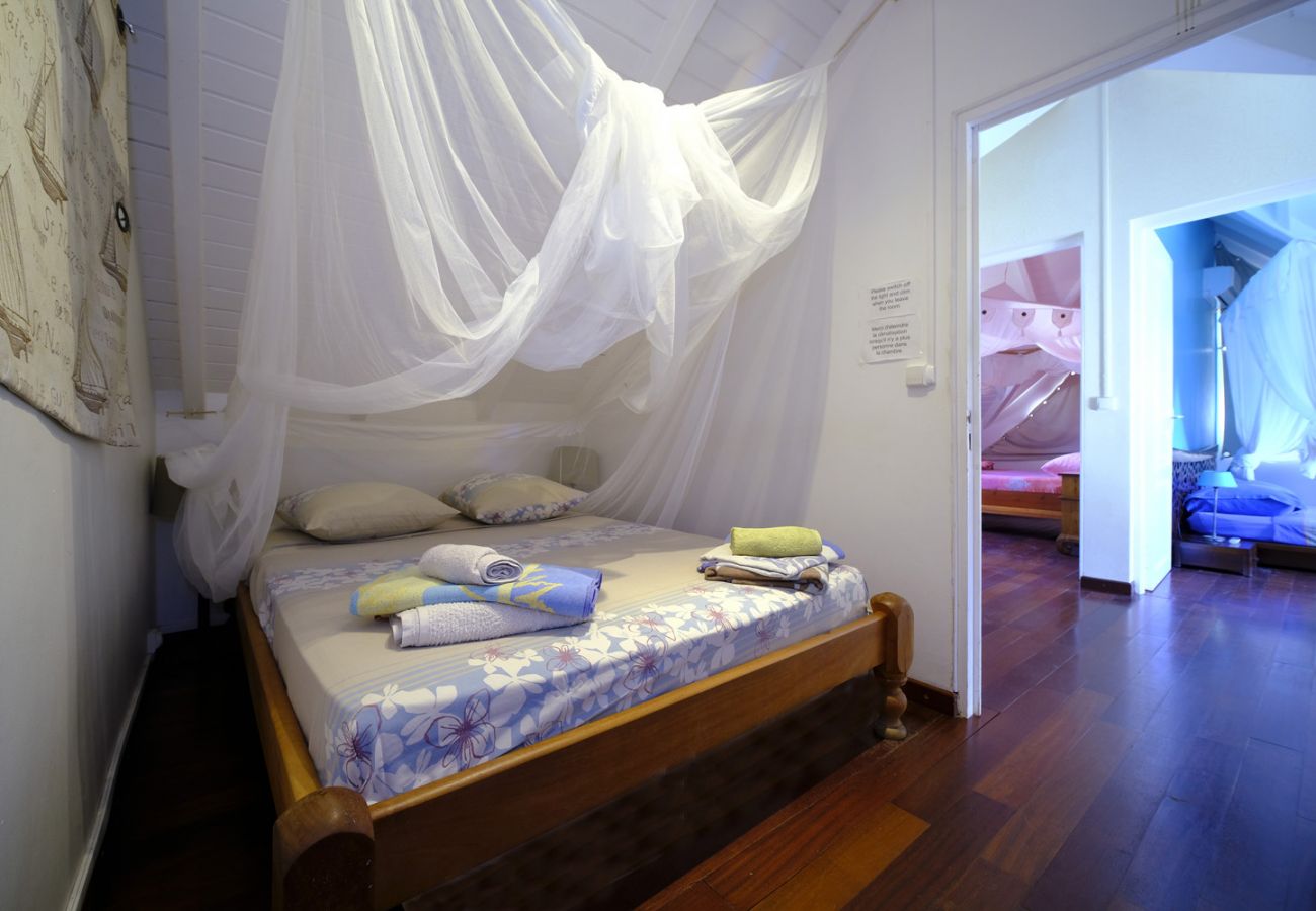 Villa à louer en Guadeloupe offrant 5 chambres confortables