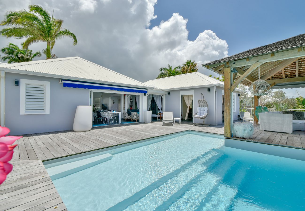 Louer une villa avec plage à pied en Guadeloupe