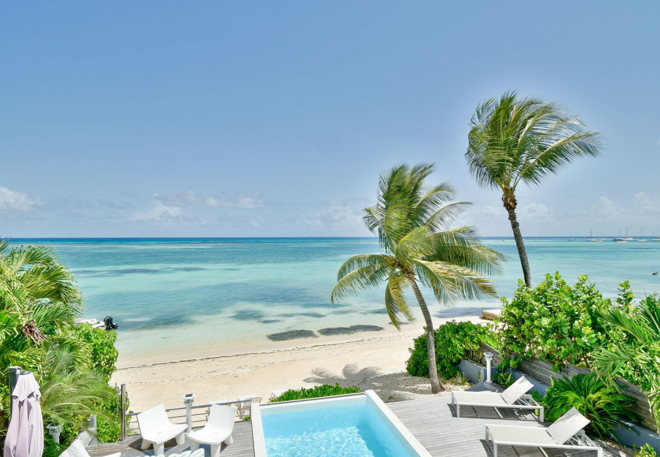 Location villa les pieds dans l'eau en Guadeloupe