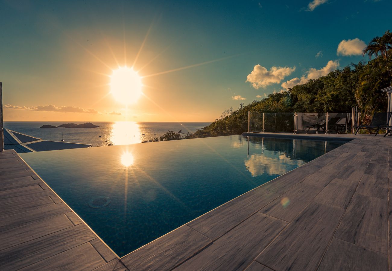 Location villa à Bouillante avec piscine et magnifique vue mer Guadeloupe