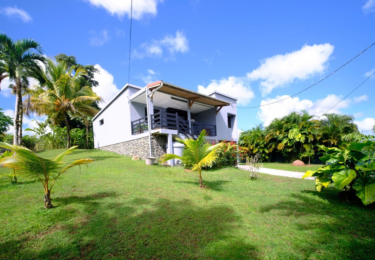 Extérieur, Villa Belle Lézarde, Petit Bourg, Guadeloupe