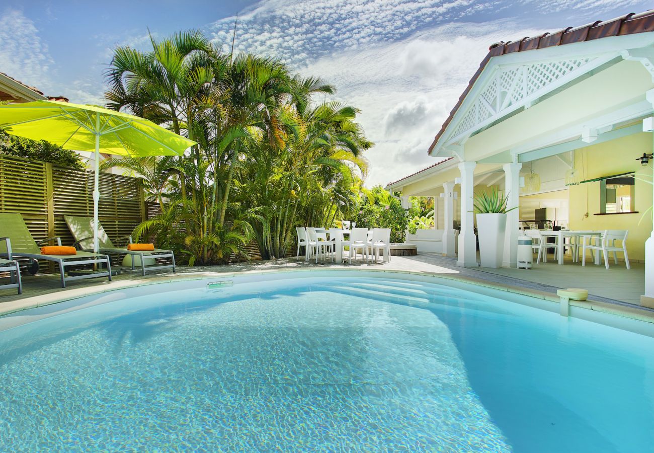 Location villa pieds dans l'eau en Guadeloupe