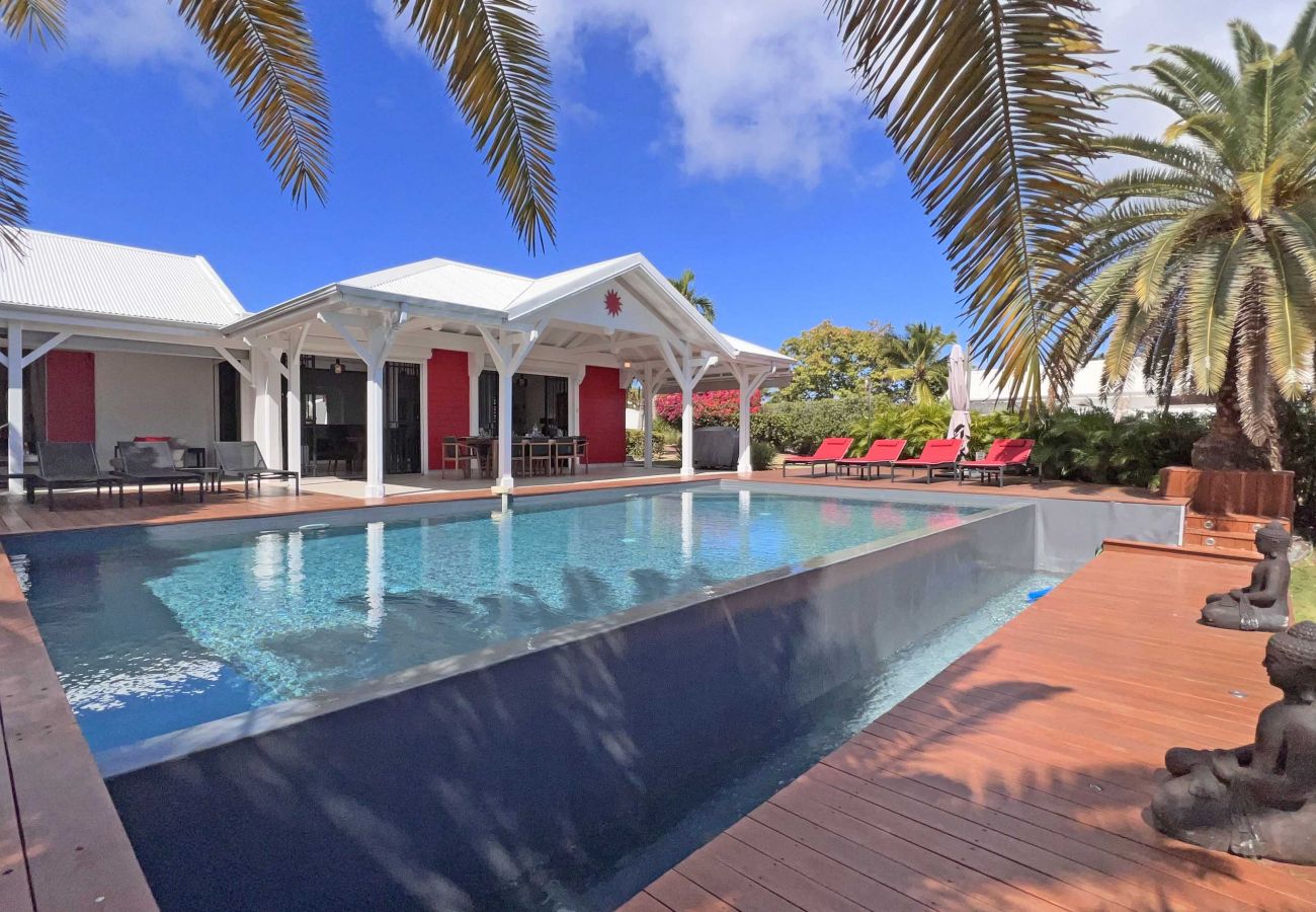 Location villa de luxe, piscine Saint-François en Guadeloupe