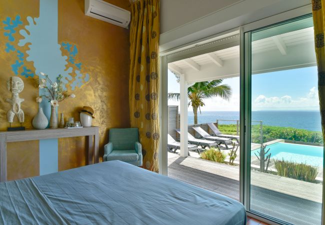 Maisons de vacances avec piscine et vue mer en Guadeloupe