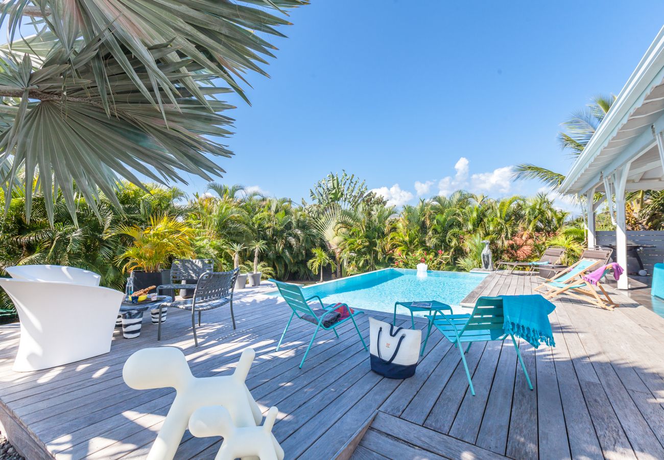 Piscine, Villa Aruba, le Diamant, Martinique, Archipel Évasion