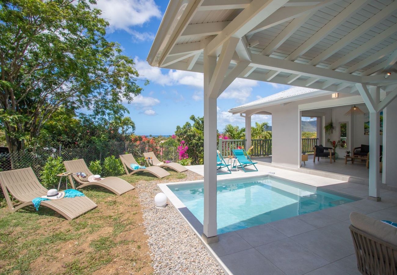 Location de villa 2 chambres avec piscine, Martinique
